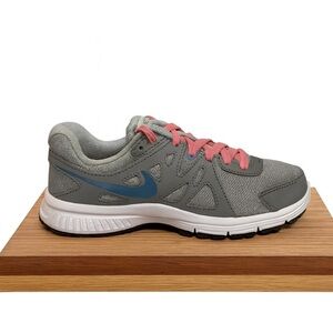 Nike Revolution 2 Lightweight Running Shoe - Women's Size 6.5M. #Sneakers